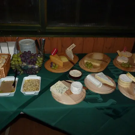 Inn Pod Devitkou Hrensko