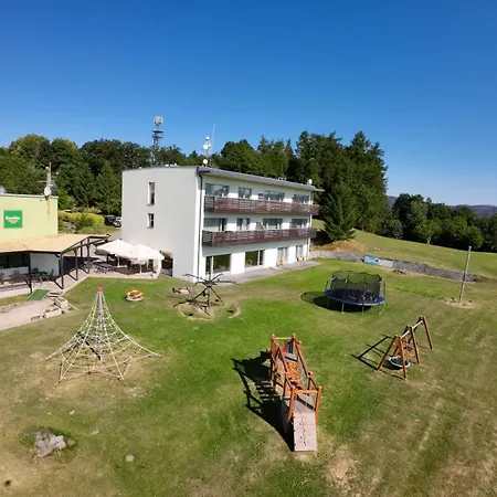 Inn Pod Devitkou Hrensko